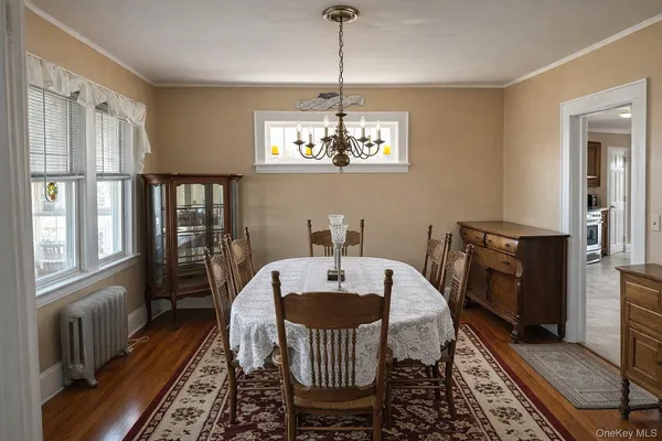 $759,999 | 60 Lloyd Avenue, Lynbrook, NY 11563