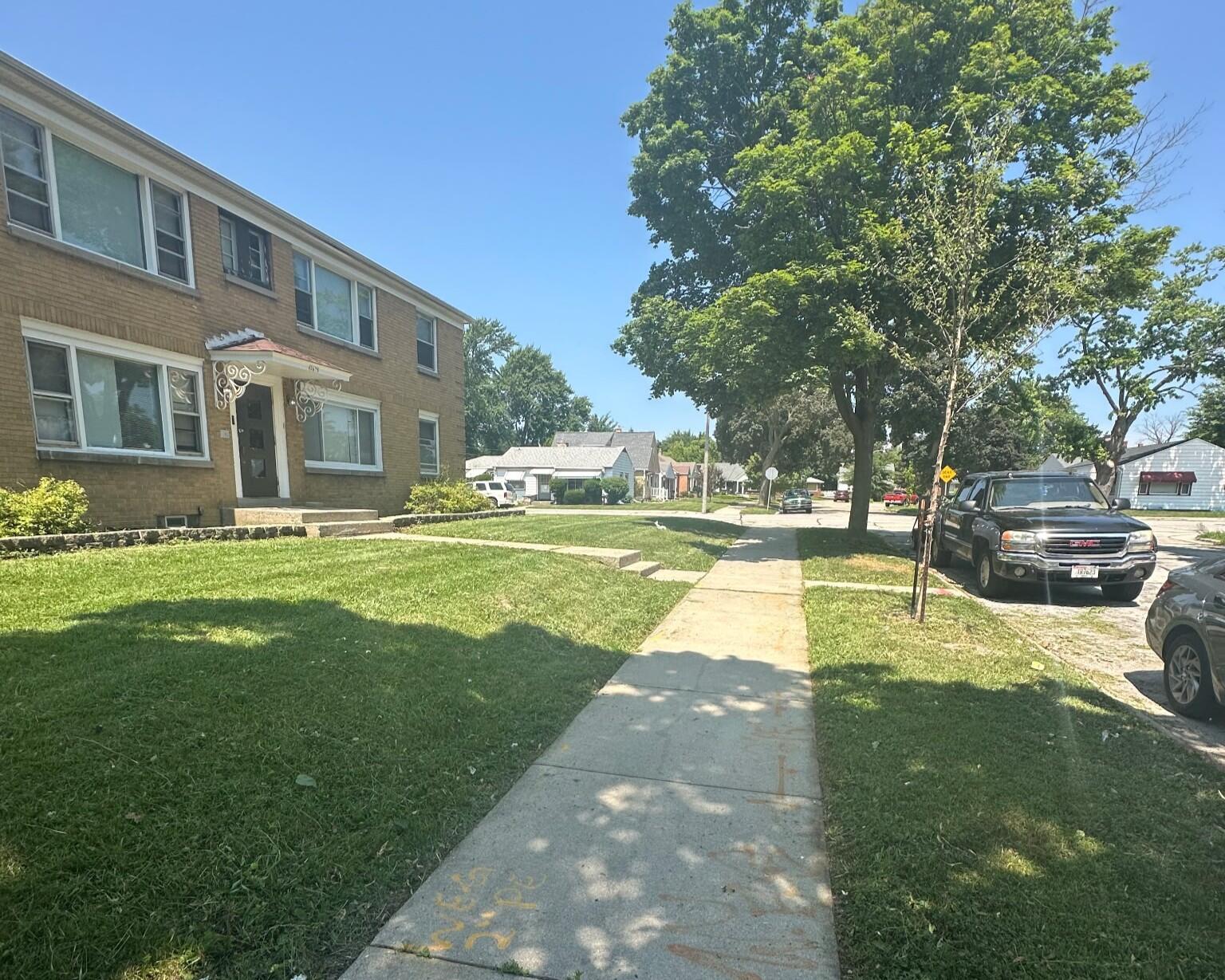 2675 North 63rd Street Milwaukee, WI 53213 - Photo 25 of 28 Exterior 63rd (3)