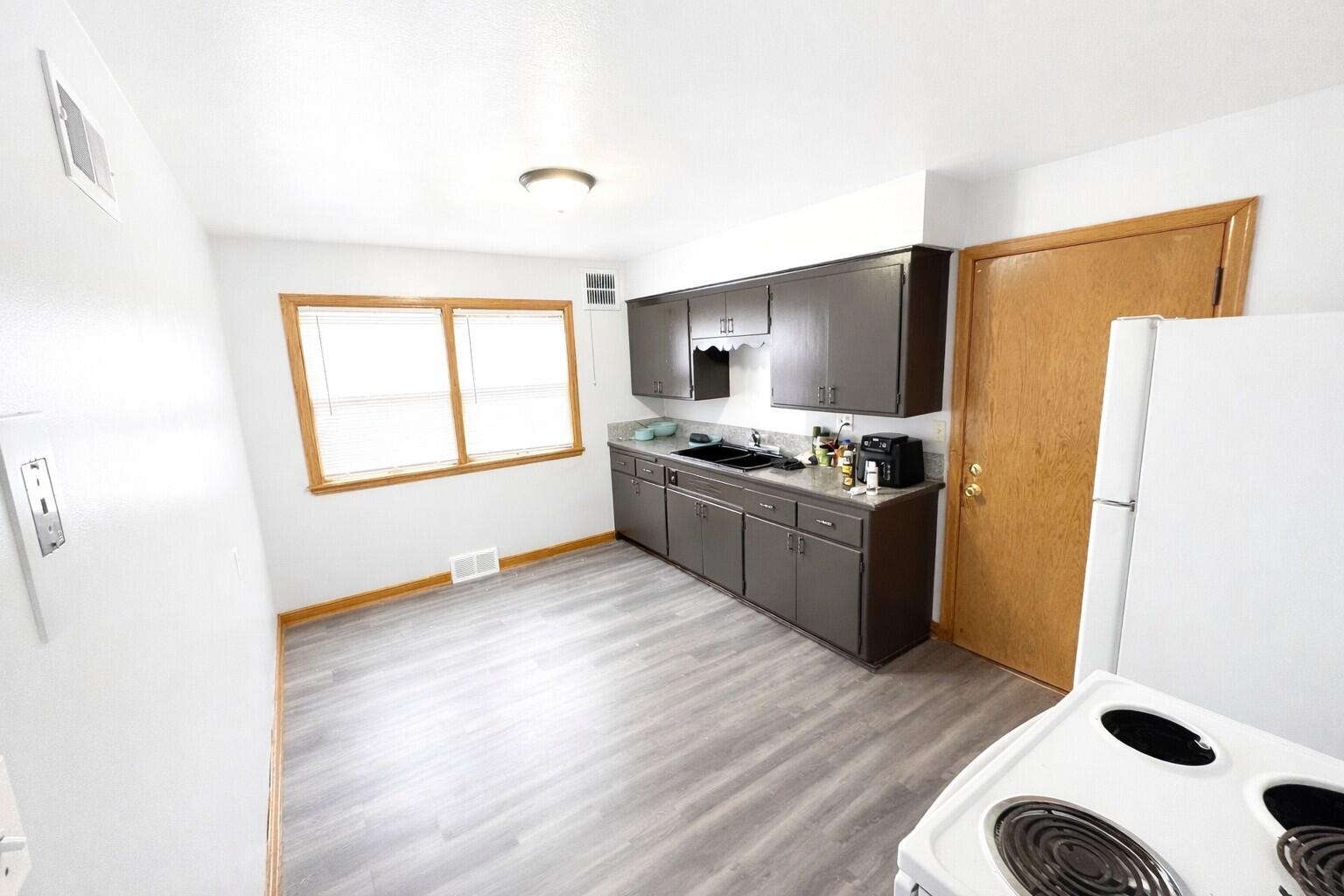 2675 North 63rd Street Milwaukee, WI 53213 - Photo 7 of 28 Interior 63rd St (3)