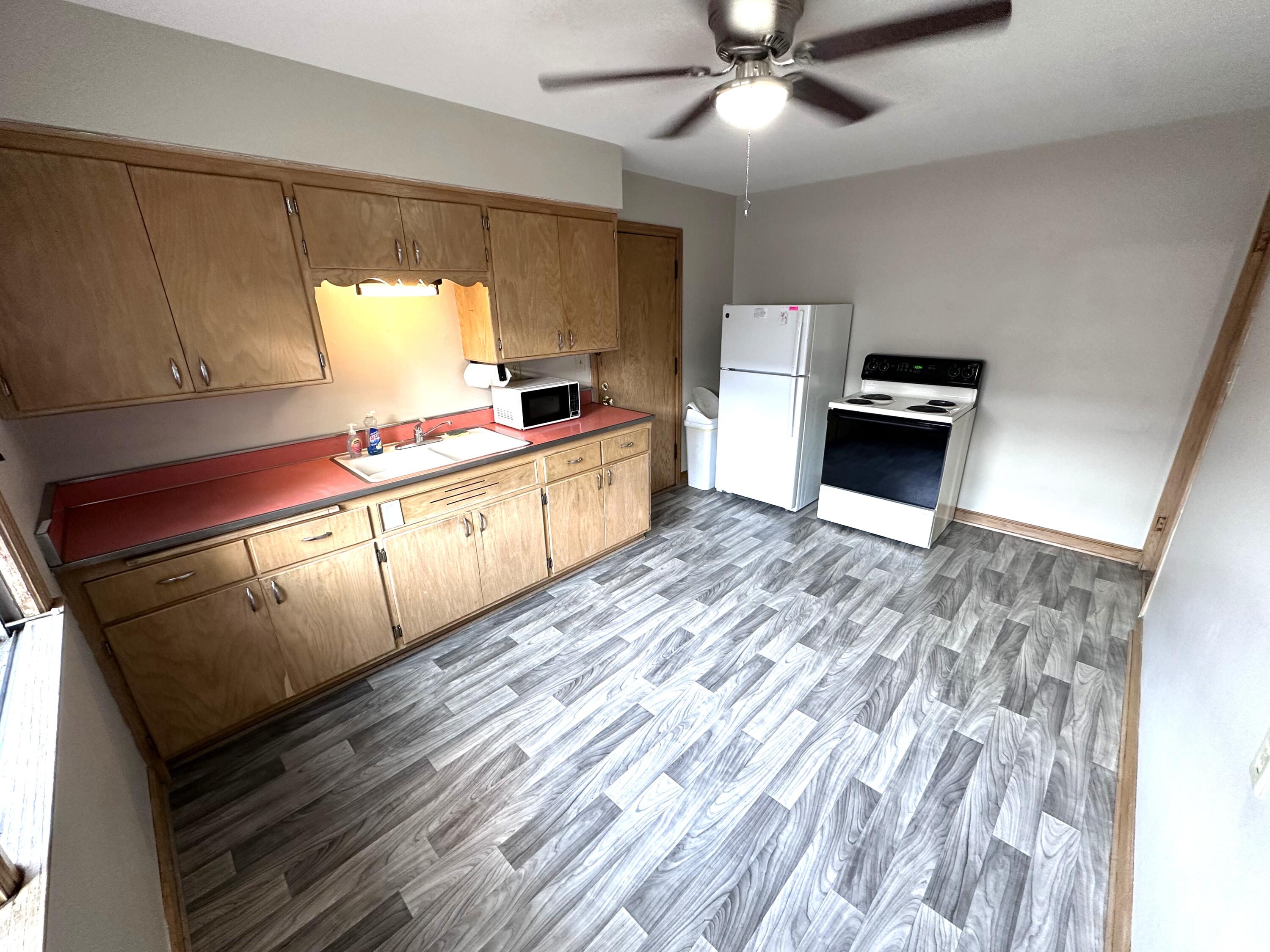 2675 North 63rd Street Milwaukee, WI 53213 - Photo 8 of 28 Interior 63rd St (13)