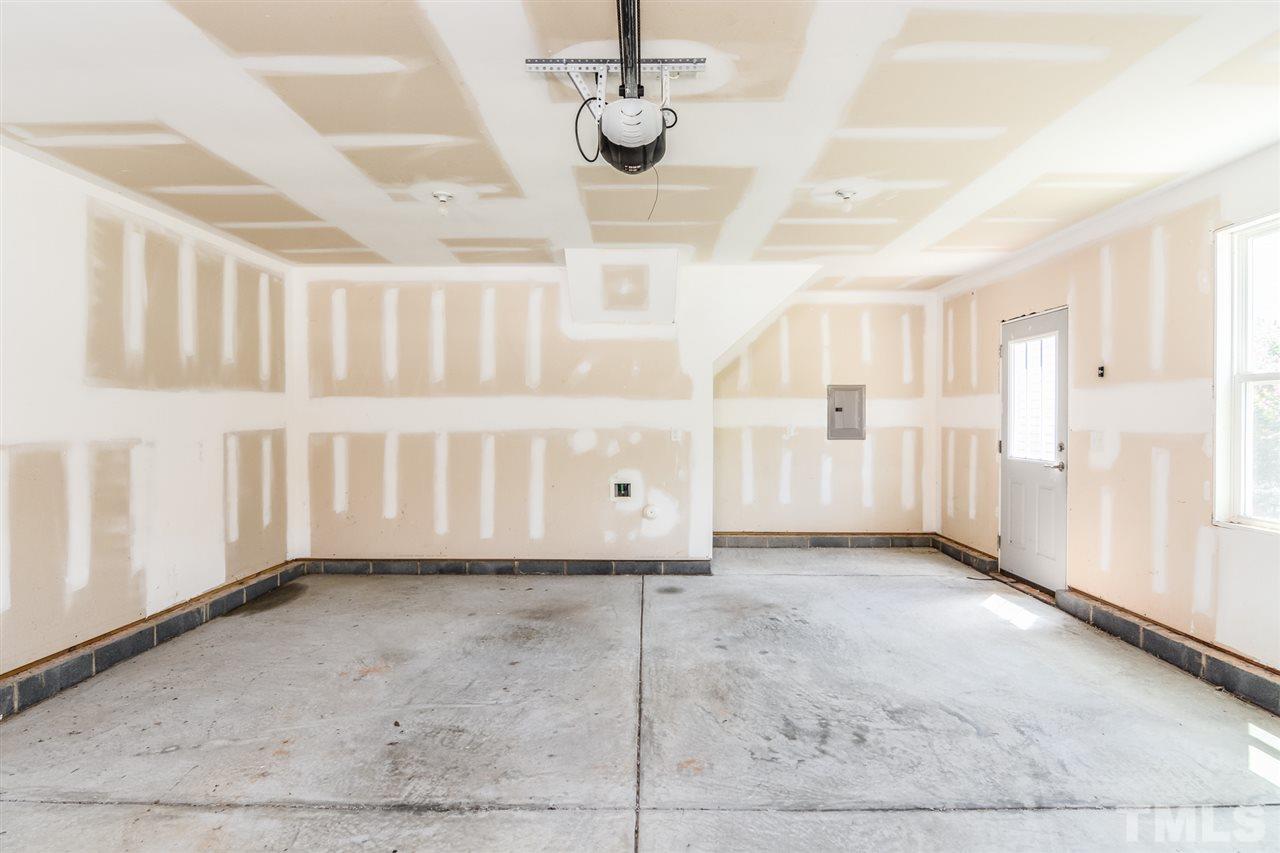 5646 Wade Park Boulevard Raleigh, NC 27607 - Photo 20 of 20 a view of an empty room