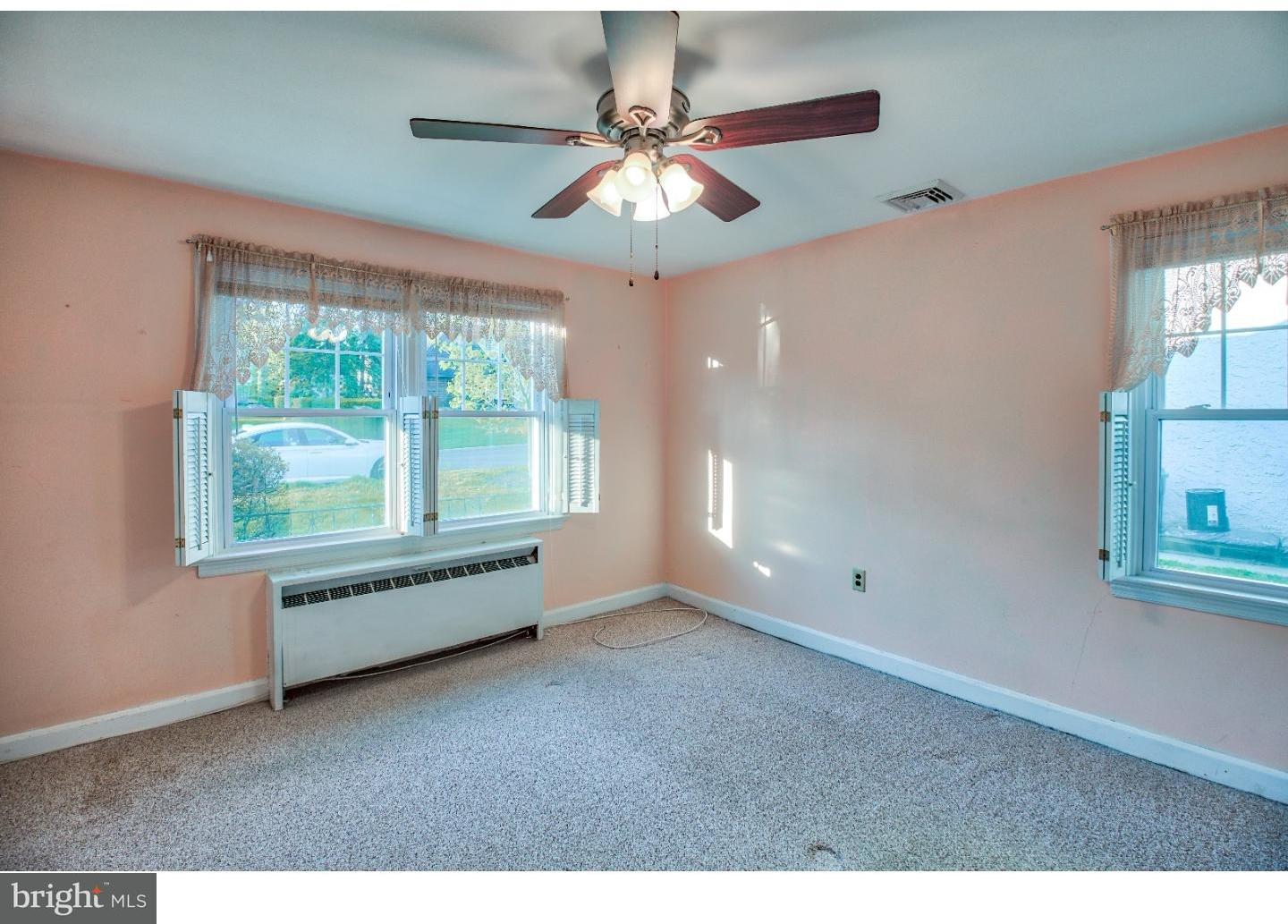 424 Locust Road Abington, PA 19038 - Photo 8 of 17 Gallery Image 8