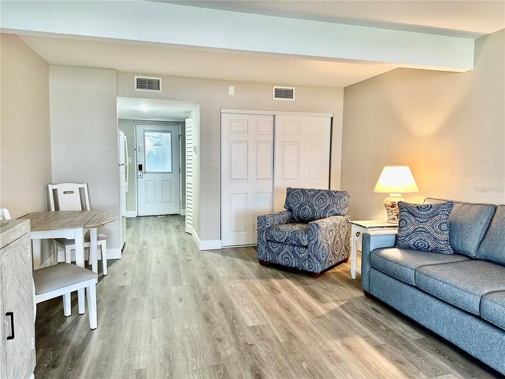 5297 South Cherokee Way, Unit 104 Homosassa, FL 34448 - Photo 5 of 27