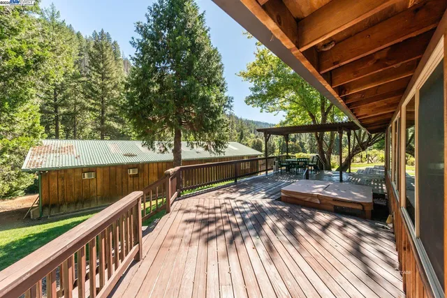 a view of a green yard