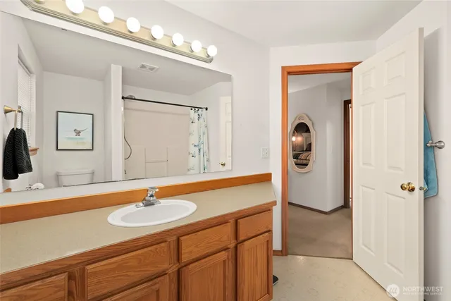 $550,000 | 18207 Keona Lane Southwest, Rochester, WA 98579