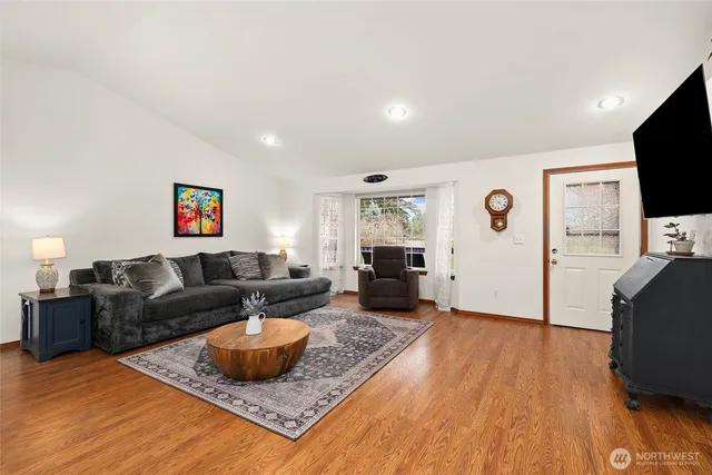 $550,000 | 18207 Keona Lane Southwest, Rochester, WA 98579