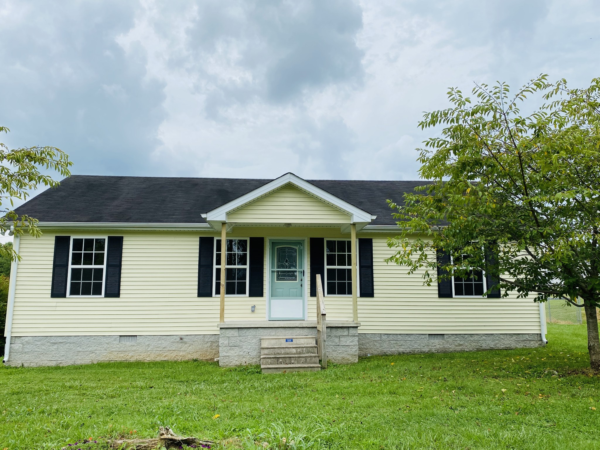 302 Galen Road Lafayette, TN 37083 - Photo 1 of 13 Gallery Image 1