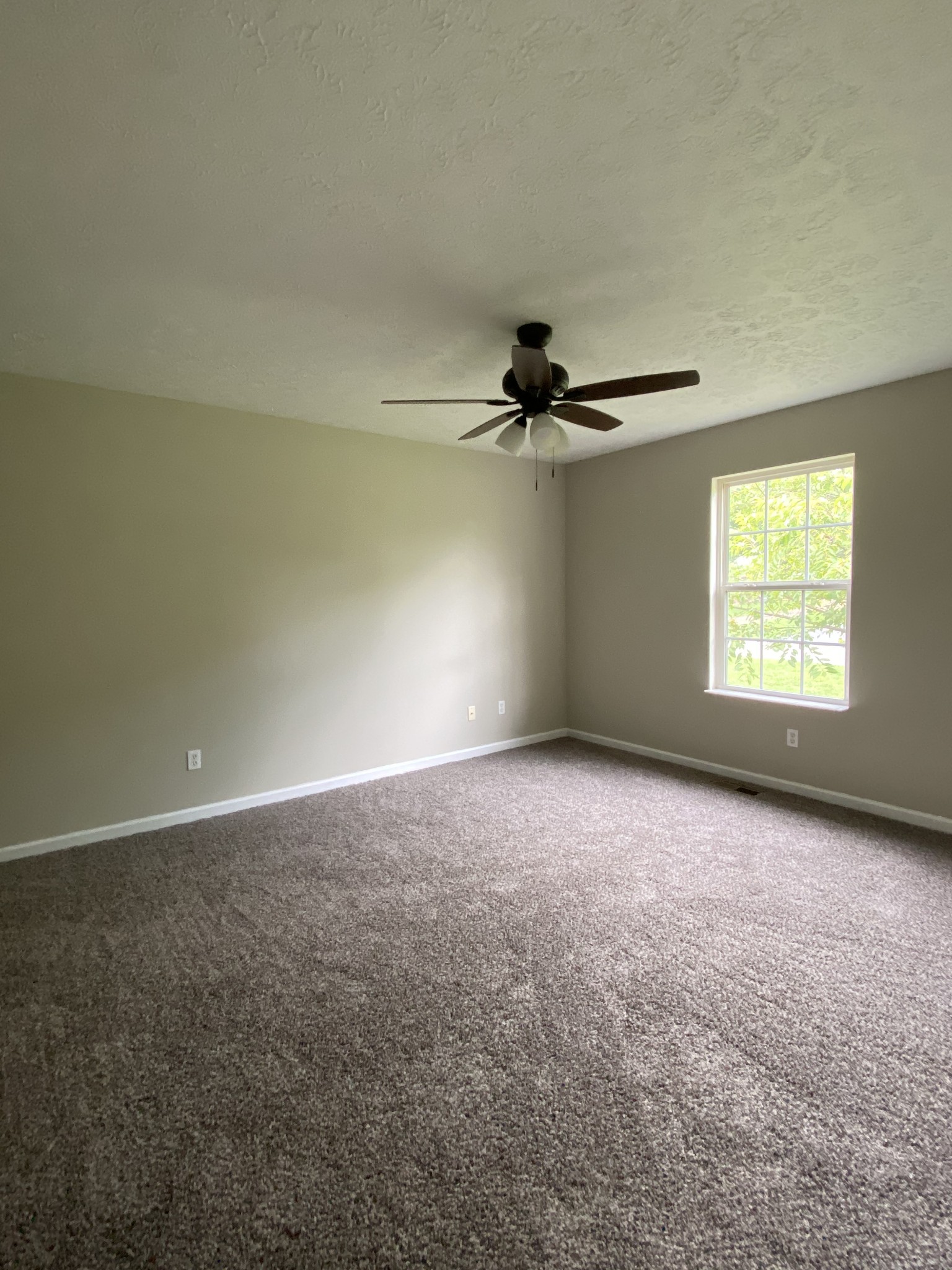 302 Galen Road Lafayette, TN 37083 - Photo 4 of 13 Gallery Image 4