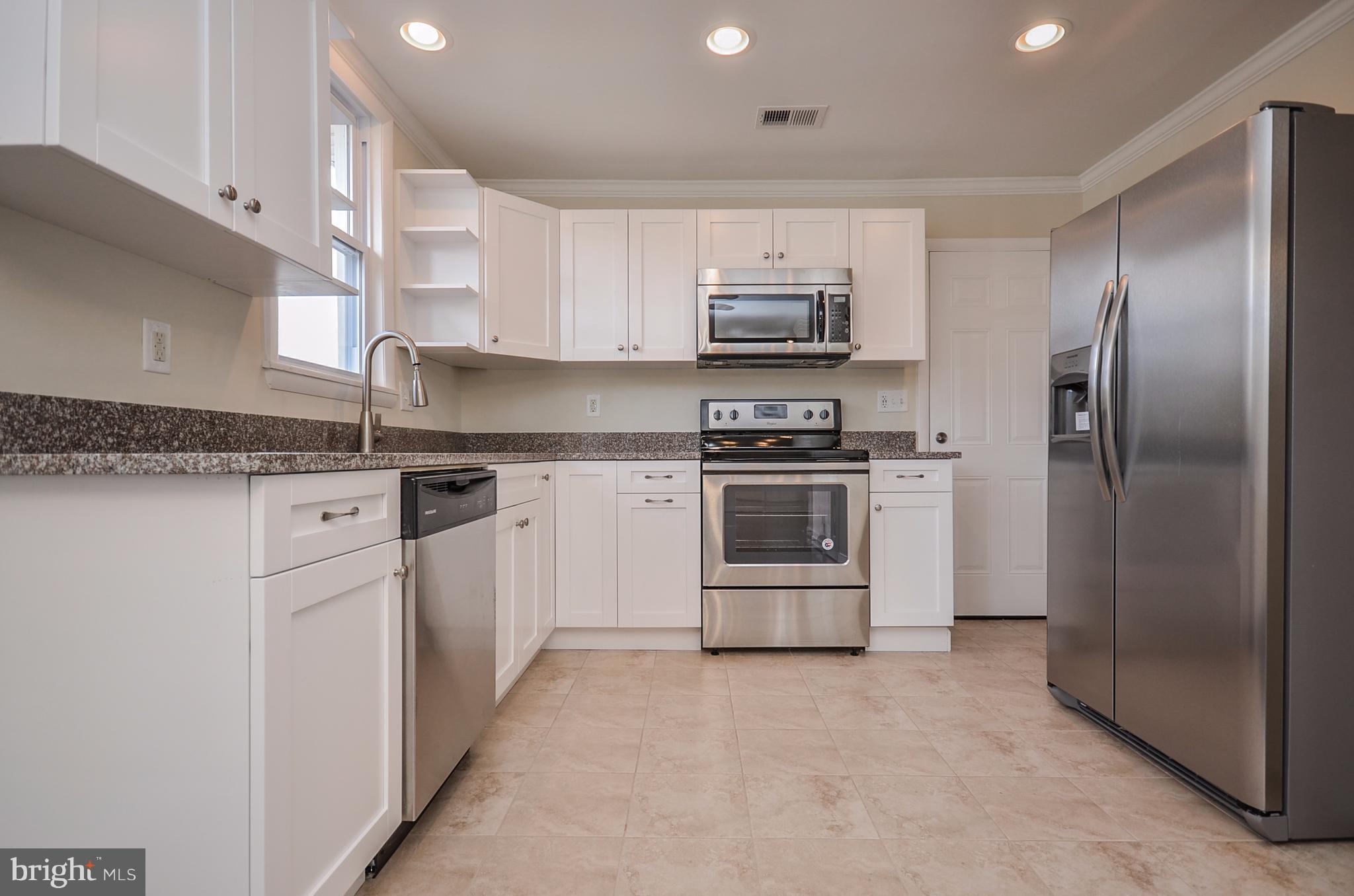 4904 Powder Mill Road Beltsville, MD 20705 - Photo 4 of 20 Kitchen