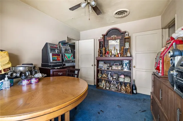 $799,999 | 17650 Welby Way, Lake Balboa, CA 91406