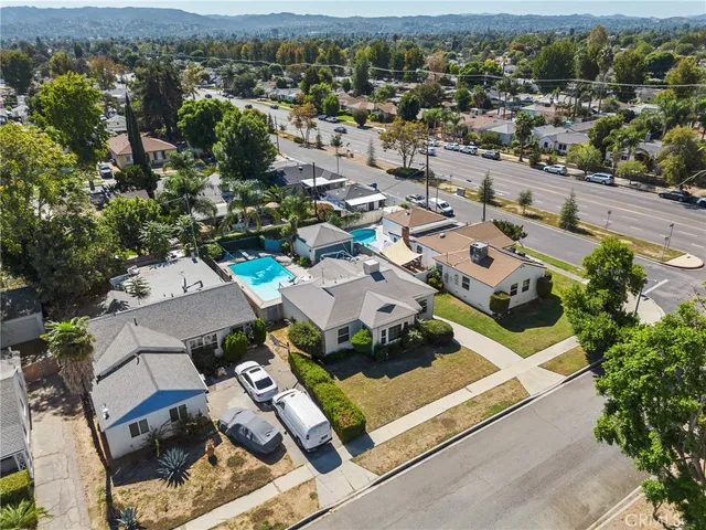 $799,999 | 17650 Welby Way, Lake Balboa, CA 91406