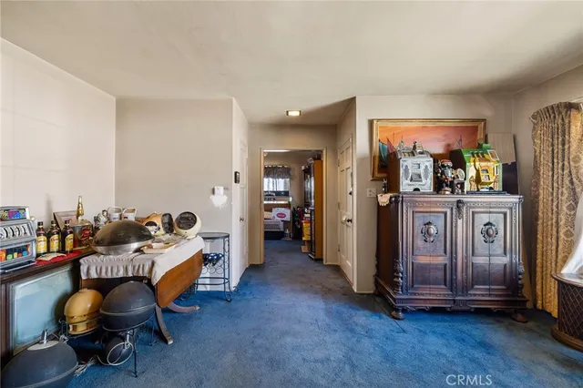 $799,999 | 17650 Welby Way, Lake Balboa, CA 91406