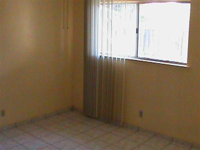 1591 East Springfield Avenue Reedley, CA 93654 - Photo 6 of 9