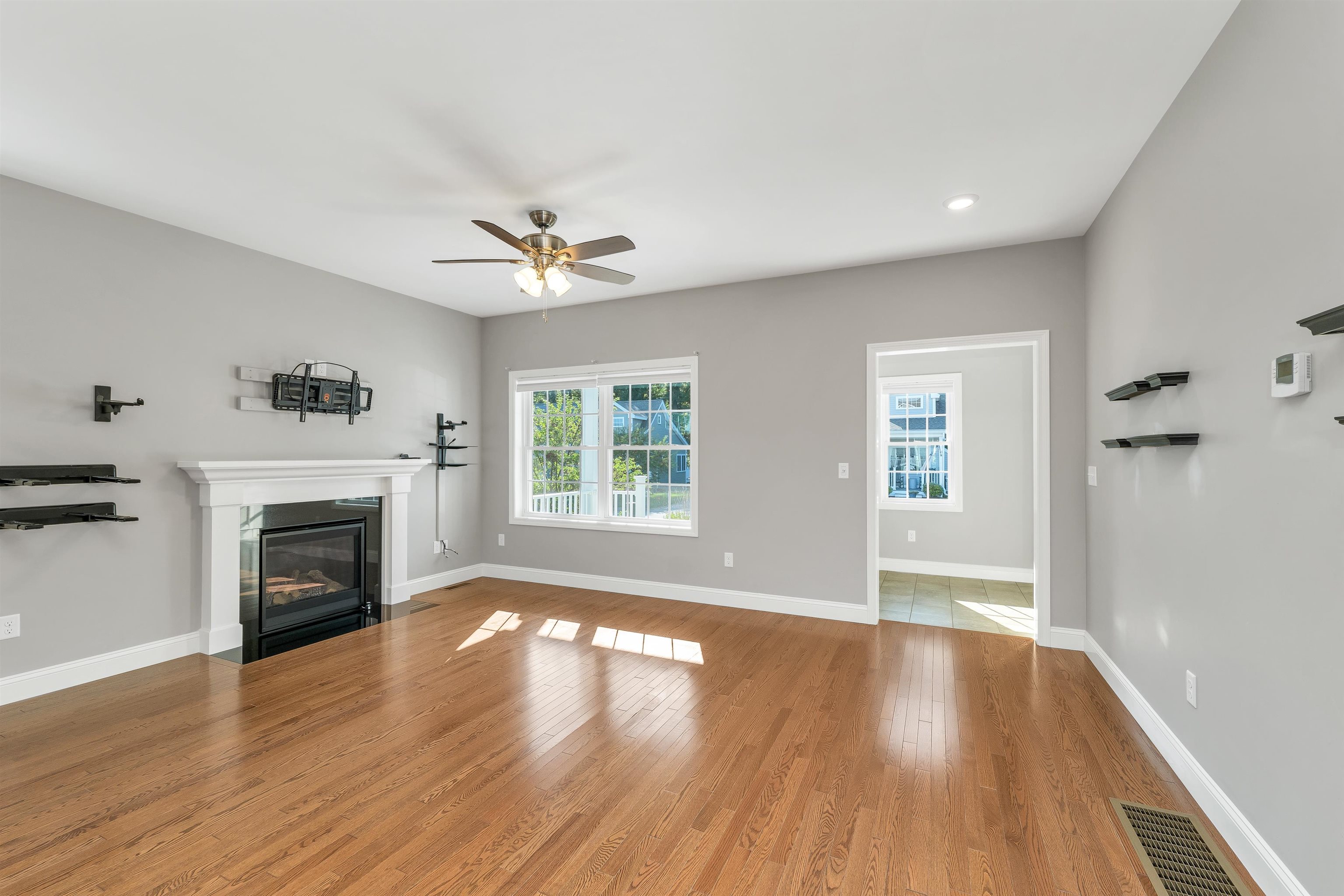 12 Toby Circle Merrimack, NH 03054 - Photo 16 of 35 Gallery Image 16