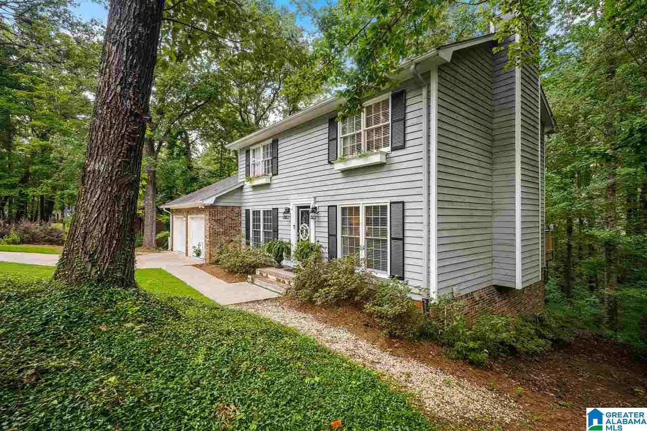 757 Dividing Ridge Drive Birmingham, AL 35244 - Photo 3 of 29