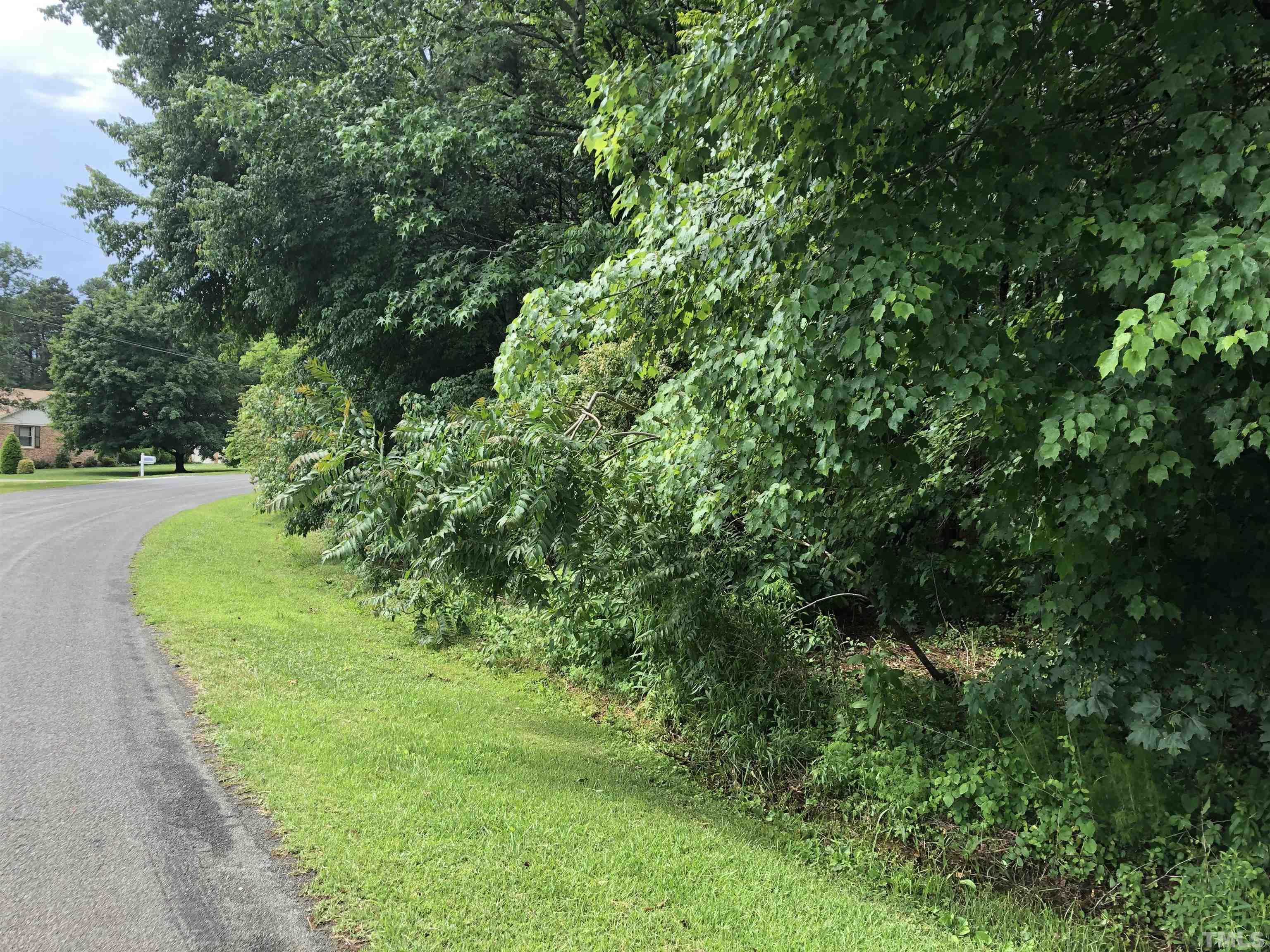 a view of street view with outdoor space