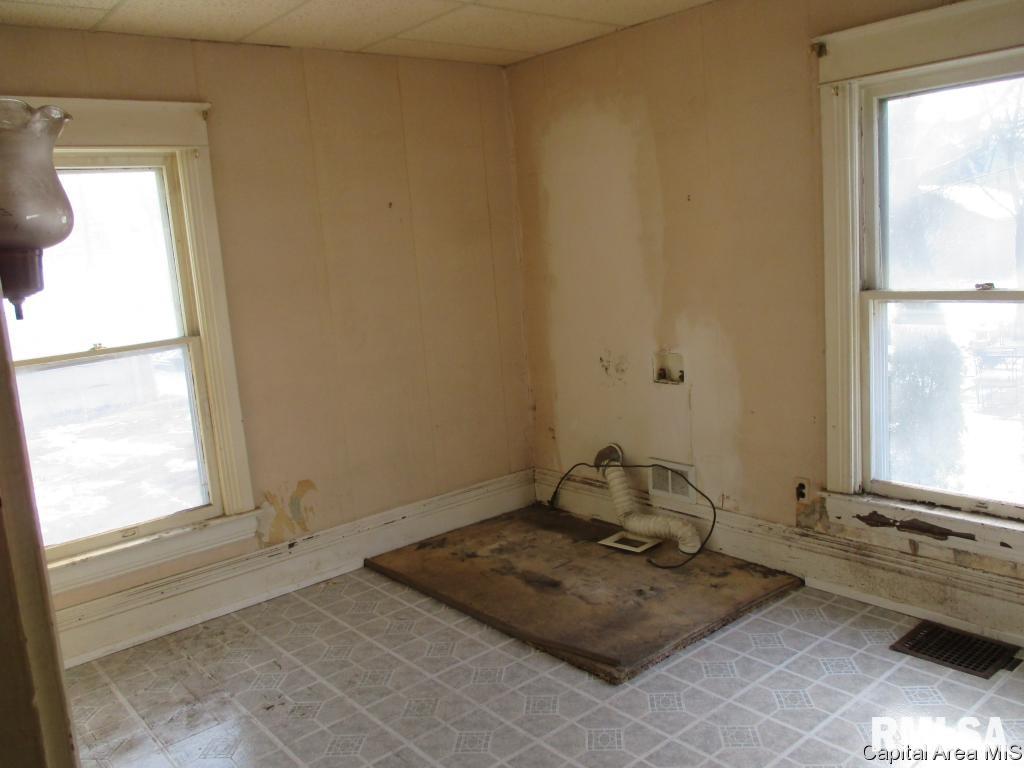 706 South State Street Springfield, IL 62704 - Photo 12 of 31