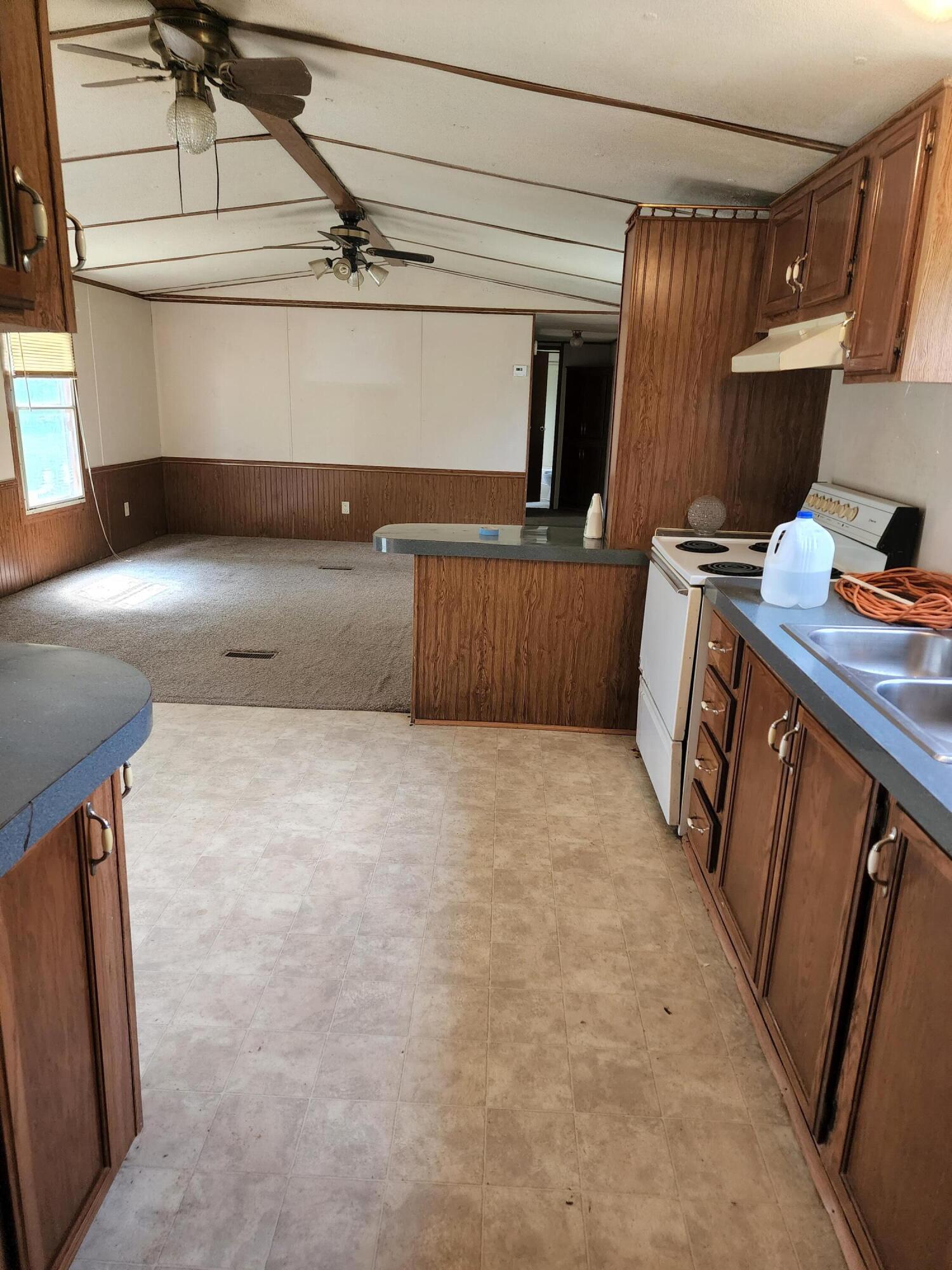 314 Wolf Gap Road Bronston, KY 42518 - Photo 6 of 10 20220723_161955