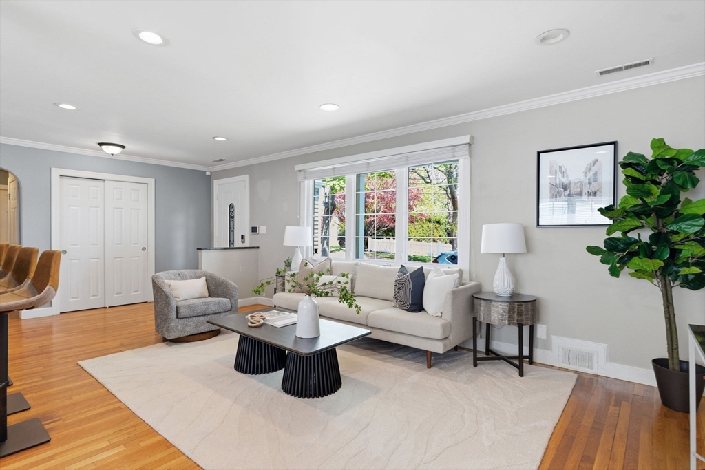 45 Adanac Road Milton, MA 02186 - Photo 5 of 36