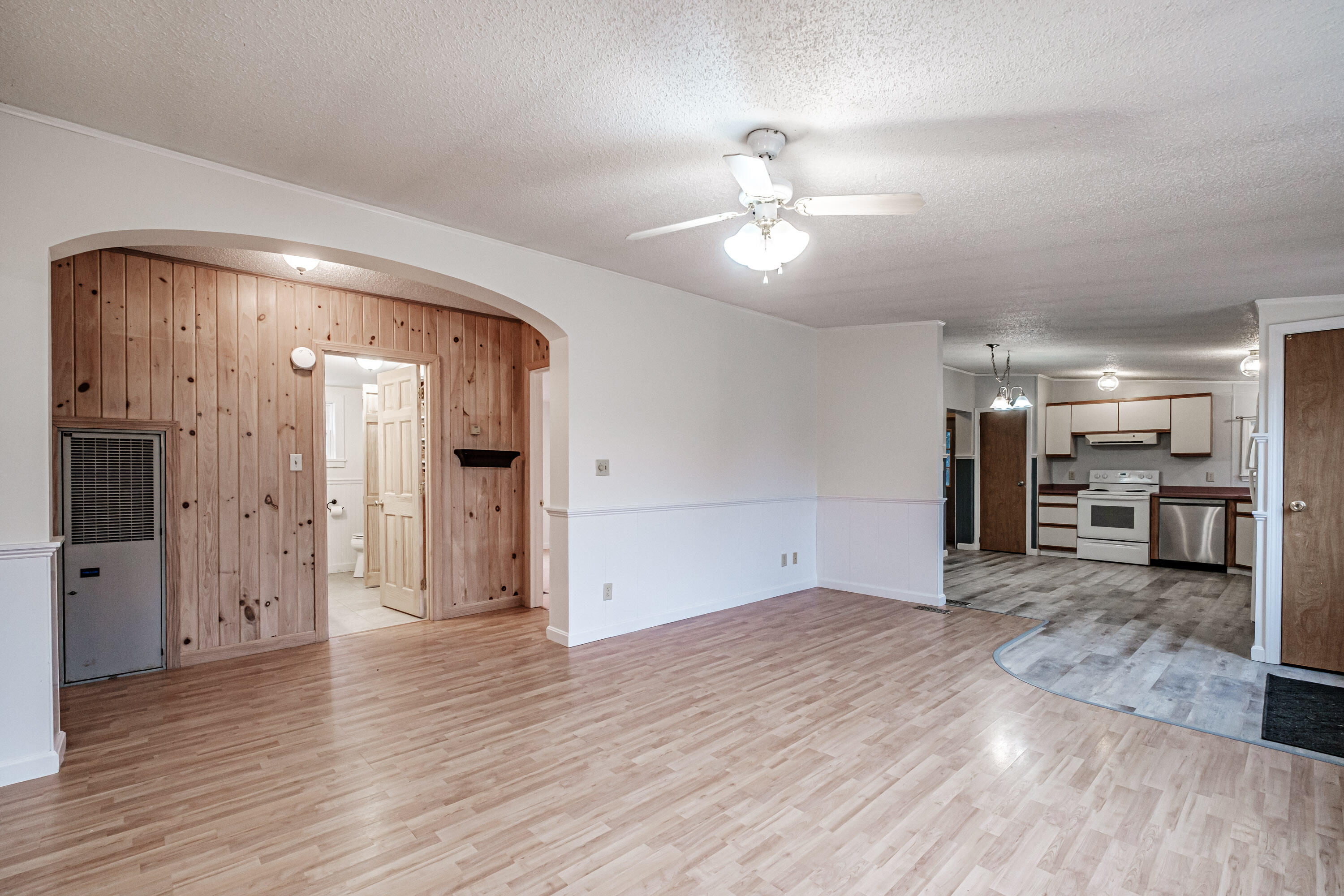 539 Lowell Town Road Wiscasset, ME 04578 - Photo 6 of 49 20240315gp-60011