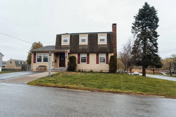 $566,900 | 3 Matthews Avenue, Bath, ME 04530