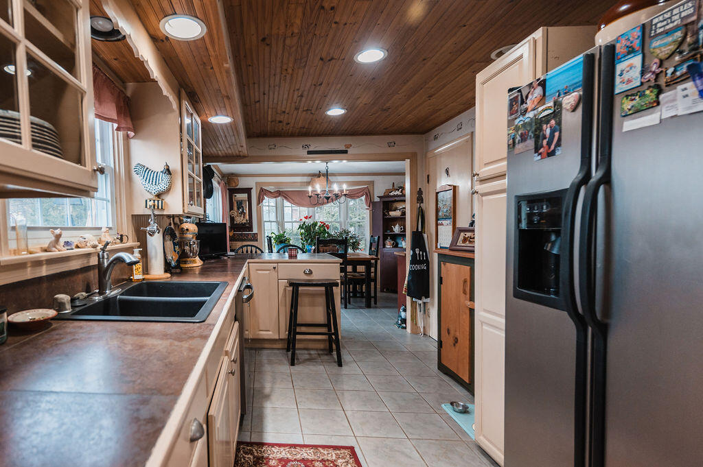 3 Matthews Avenue Bath, ME 04530 - Photo 5 of 59 Woodsong-Realty-Bath-Maine-6