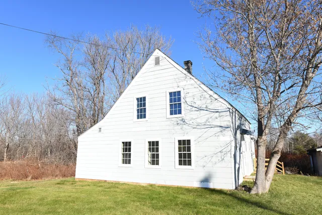 $119,000 | 4 Church Street, Milo, ME 04463