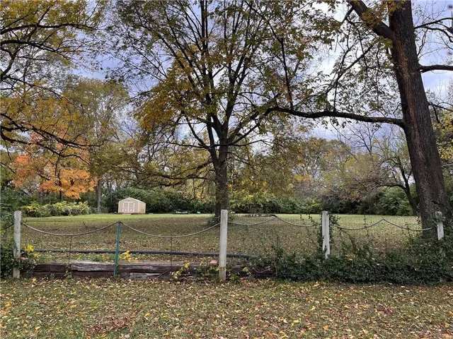 $239,999 | 9724 Pennsylvania Avenue, Kansas City, MO 64114