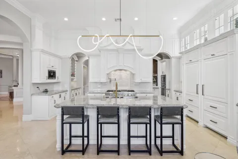 $9,750,000 | 4216 Intracoastal Drive, Highland Beach, FL 33487