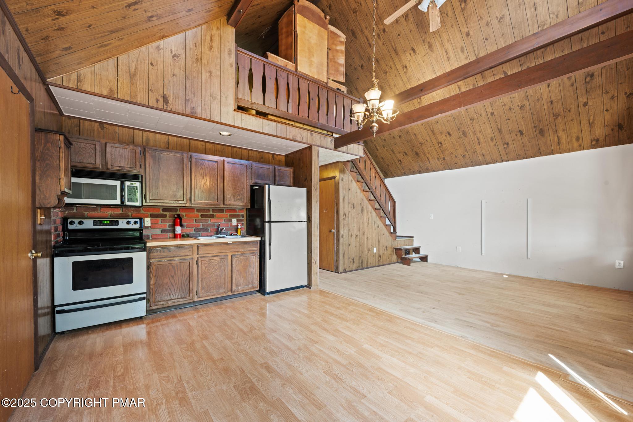 2272 Bismark Road Blakeslee, PA 18610 - Photo 28 of 35 DSC_6058