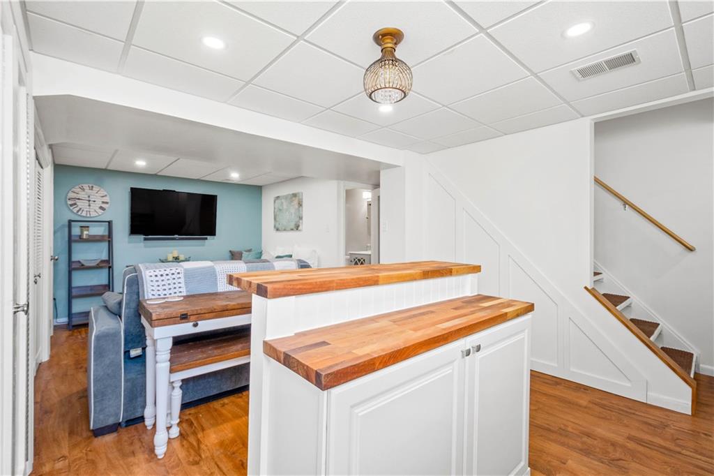 514 Greenlee Road Pittsburgh, PA 15227 - Photo 18 of 25 Gallery Image 18