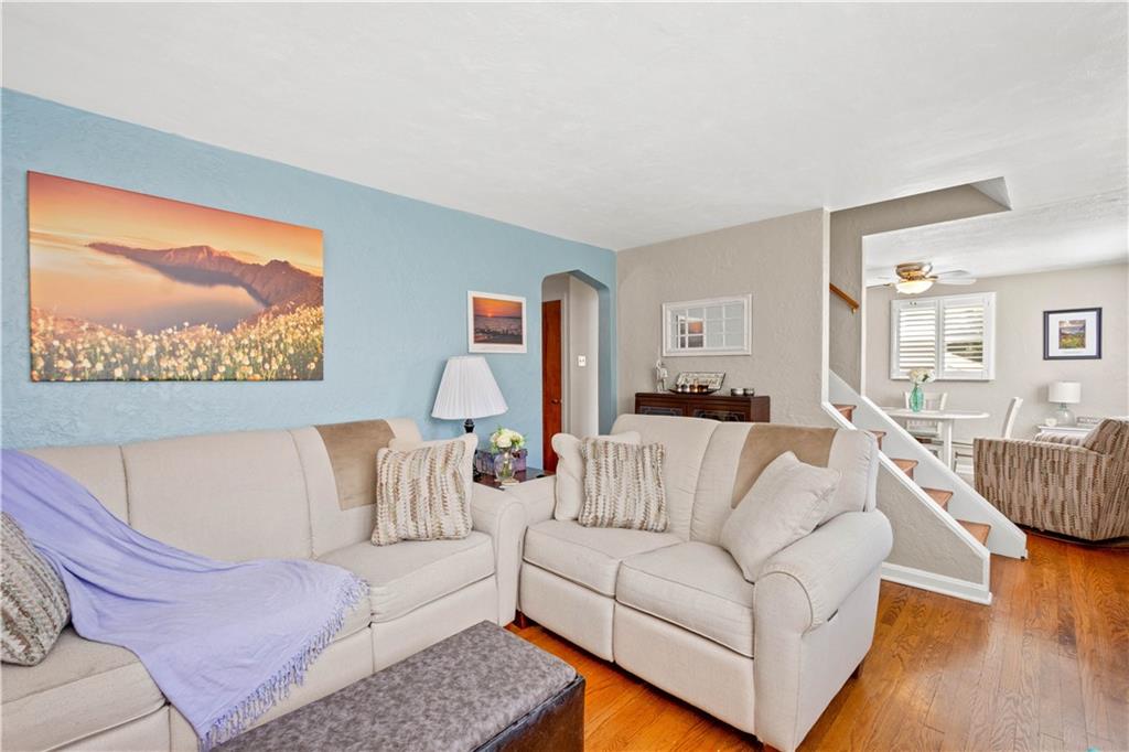 514 Greenlee Road Pittsburgh, PA 15227 - Photo 4 of 25 Gallery Image 4