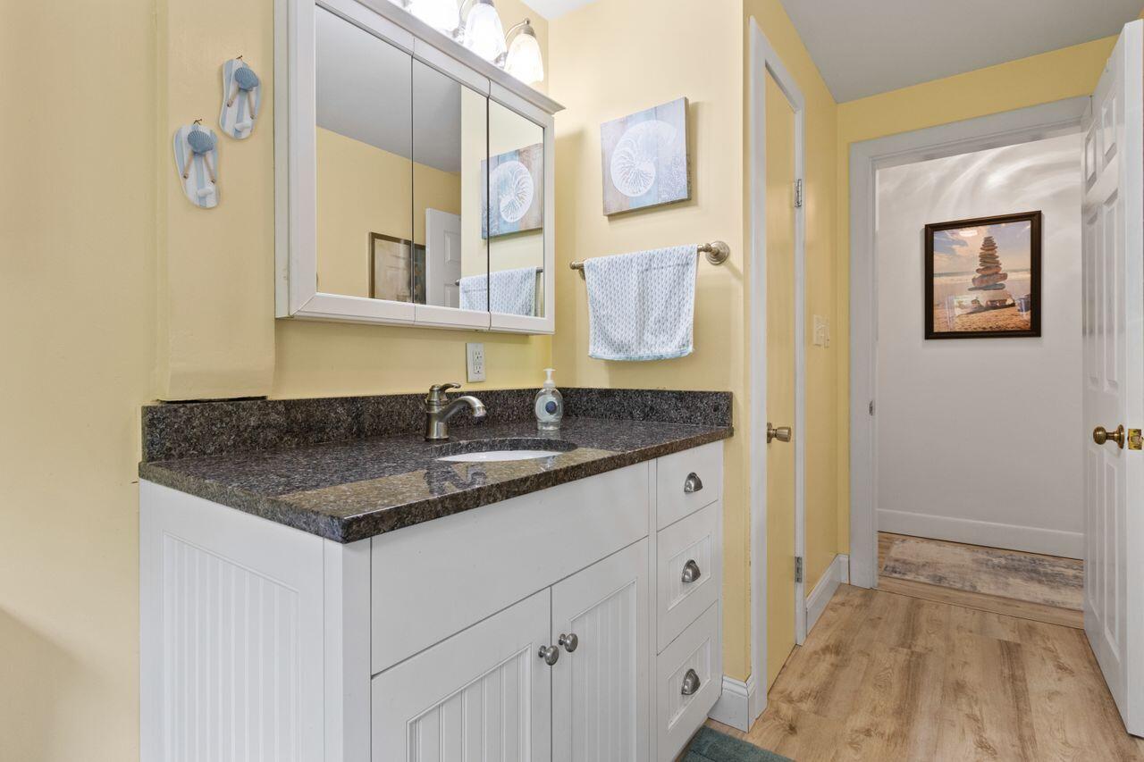29 Robinson Road Scarborough, ME 04074 - Photo 18 of 55 20250604DS-71019