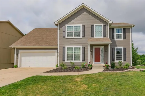 $380,000 | 4602 Park Lane, Leavenworth, KS 66048