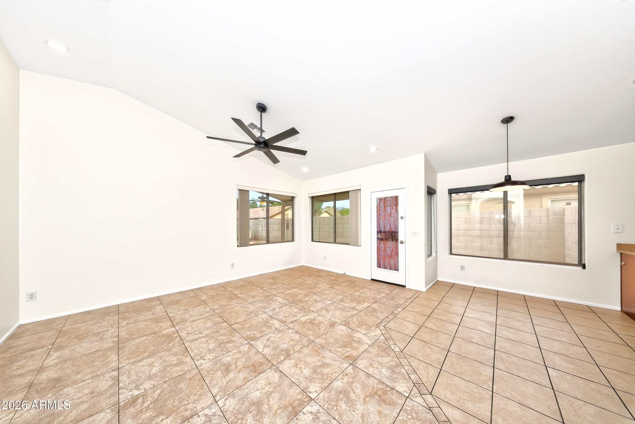 5016 South Rovey Parkway Buckeye, AZ 85326 - Photo 14 of 31 DSC00021