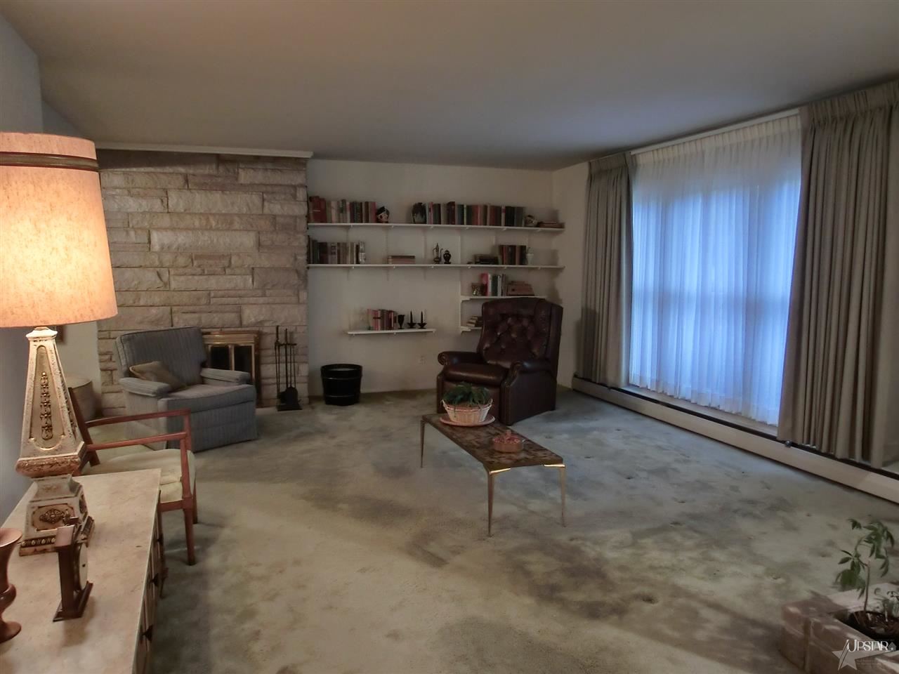 8635 Winchester Road Fort Wayne, IN 46819 - Photo 3 of 18