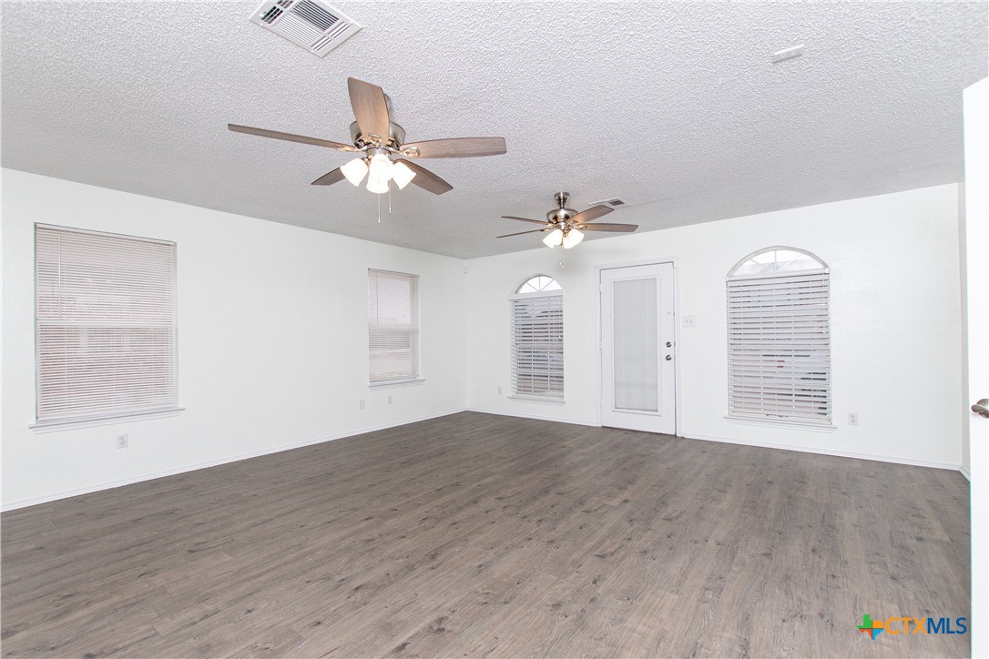 1802 Lava Lane Killeen, TX 76549 - Photo 13 of 29