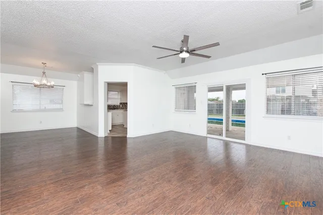 $1,950 | 1802 Lava Lane, Killeen, TX 76549