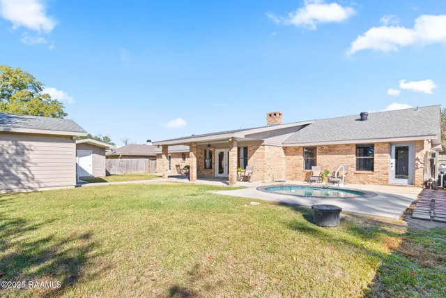 $325,000 | 209 Hermitage Avenue, Lafayette, LA 70503