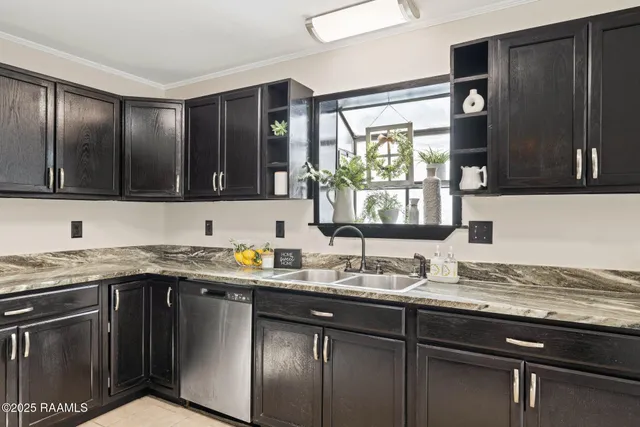 $299,000 | 209 Hermitage Avenue, Lafayette, LA 70503