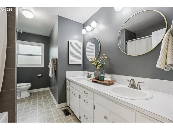 $775,000 | 7670 Southwest Danielle Avenue, Beaverton, OR 97008