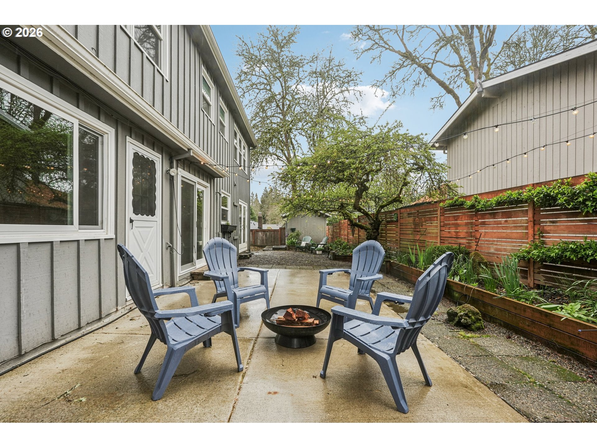 7670 Southwest Danielle Avenue Beaverton, OR 97008 - Photo 31 of 38 a view of outdoor space yard and patio