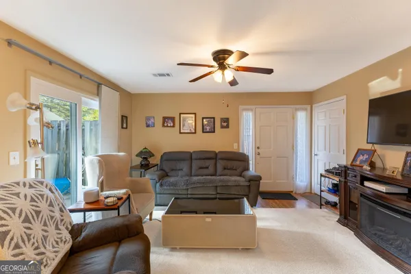 $236,000 | 221 Twiggs Corners, Peachtree City, GA 30269