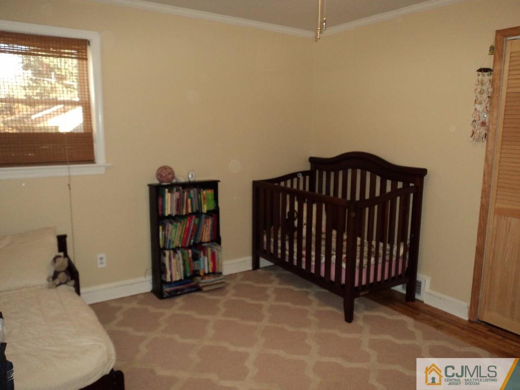515 Sutherland Road Ewing, NJ 08618 - Photo 18 of 25 a view of a hallway with workspace