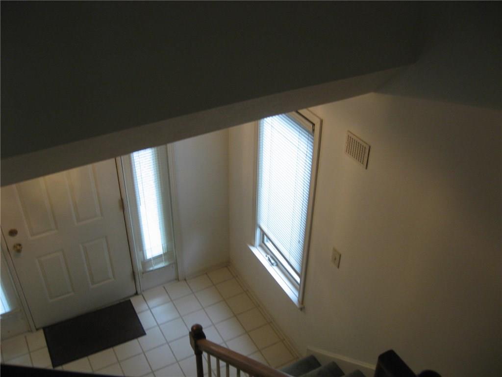 141 Shadow Ridge Drive Pittsburgh, PA 15238 - Photo 2 of 21 FOYER