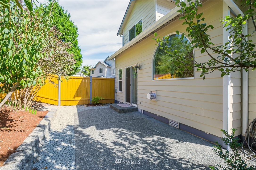 18824 19th Drive Southeast Bothell, WA 98012 - Photo 24 of 25 Gallery Image 24