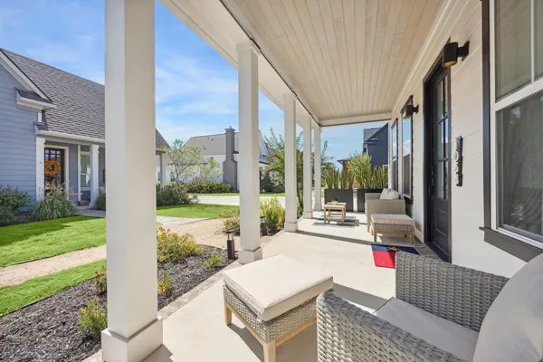 $3,200 | 1034 Grant Wood Avenue, Unit 107, Driftwood, TX 78619