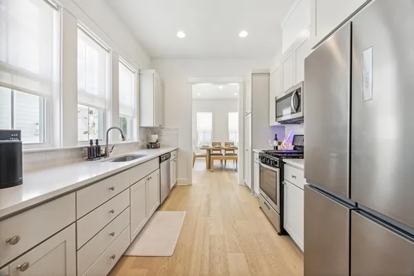 $3,200 | 1034 Grant Wood Avenue, Unit 107, Driftwood, TX 78619