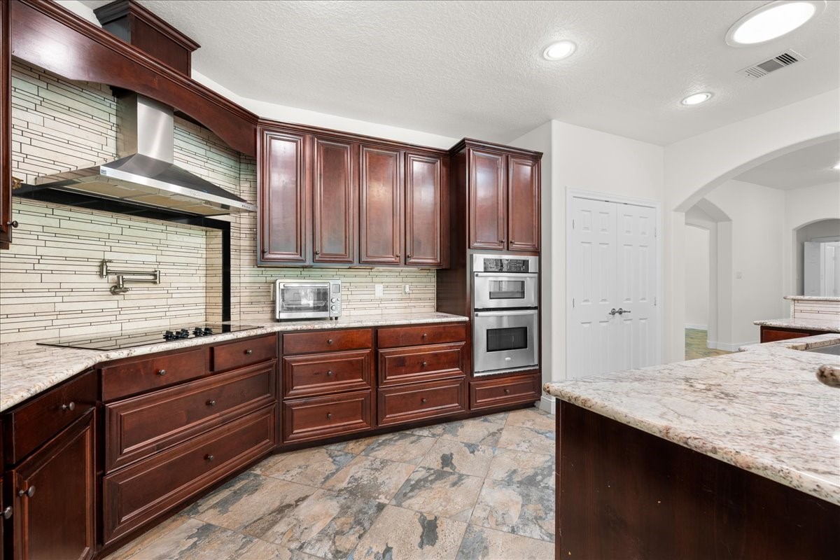 7750 Rolling Creek Road Burton, TX 77835 - Photo 18 of 42