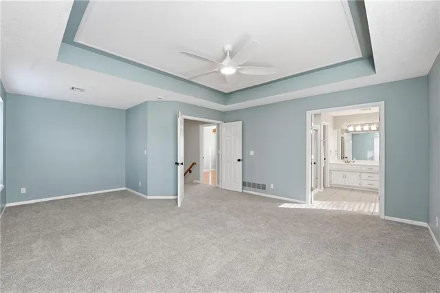 $485,000 | 5206 West 157th Place, Overland Park, KS 66224